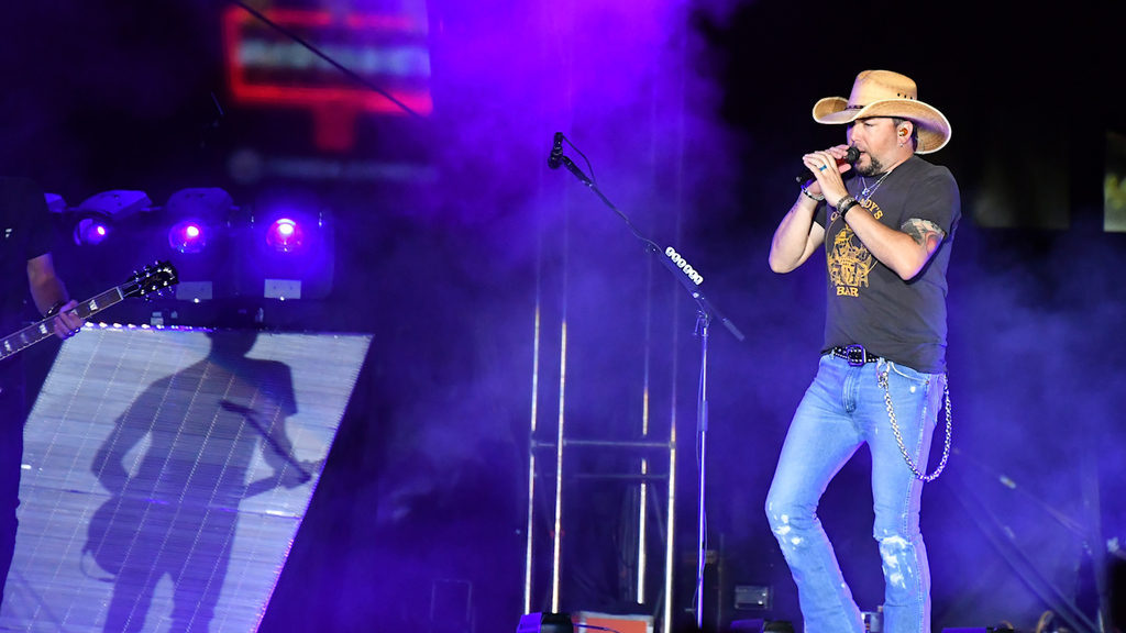 Jason Aldean speaks about Las Vegas shooting for first time — VIDEO Kats!