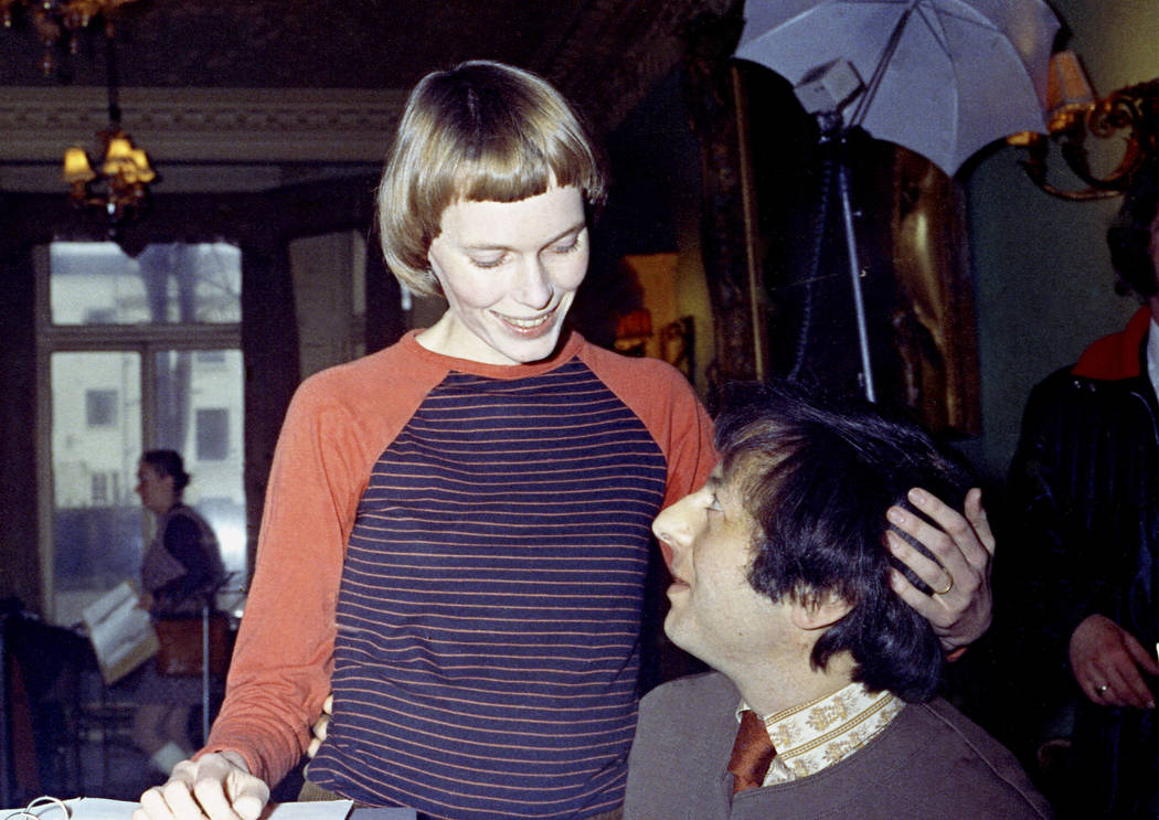 Actress Mia Farrow, left, and her then-husband Andre Previn appear during a rehearsal for a concert together in 1971. Previn died in his Manhattan home, Thursday, Feb. 28, 2019. He was 89. (Bob De ...