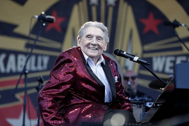 Rock and roll legend, Jerry Lee Lewis smiles to the crowd after taking the stage at the 21st Annual Viva Las Vegas Rockabilly Weekend car show at the Orleans hotel and casino on Saturday, April 21 ...