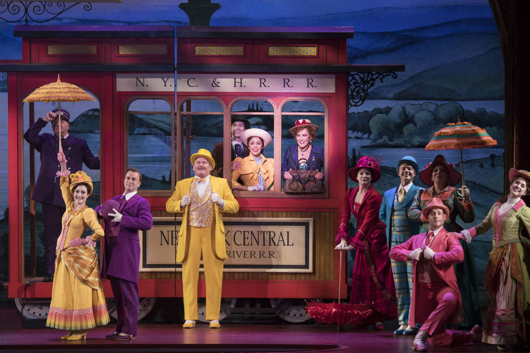 Betty Buckley and the National Tour Company of "Hello, Dolly!" (Julieta Cervantes)