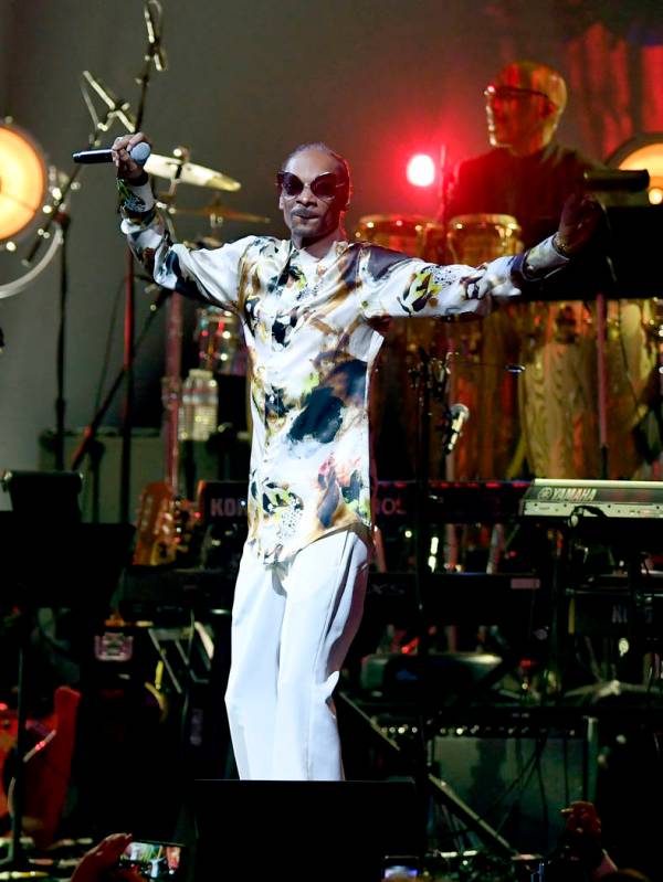 Snoop Dogg performs during the 23rd annual Keep Memory Alive "Power of Love Gala" benefit for the Cleveland Clinic Lou Ruvo Center for Brain Health at MGM Grand Garden Arena on March 16, 2019 in L ...