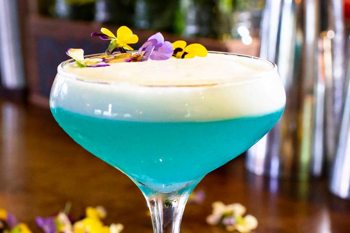 Tangled Up in blue cocktail at Yardbird. Allied Global Marketing