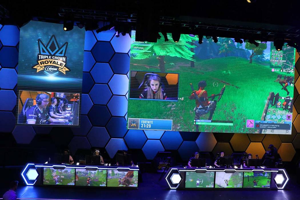 Players compete during the Triple Crown Royale at Luxor in Las Vegas. (Lukas Eggen/Las Vegas Re ...