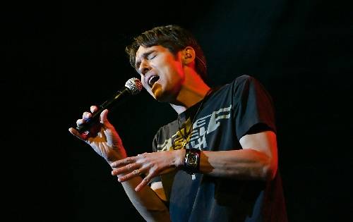 Yellow Brick Road frontman Brody Dolyniuk once shared the stage in Las Vegas with Eddie Money.