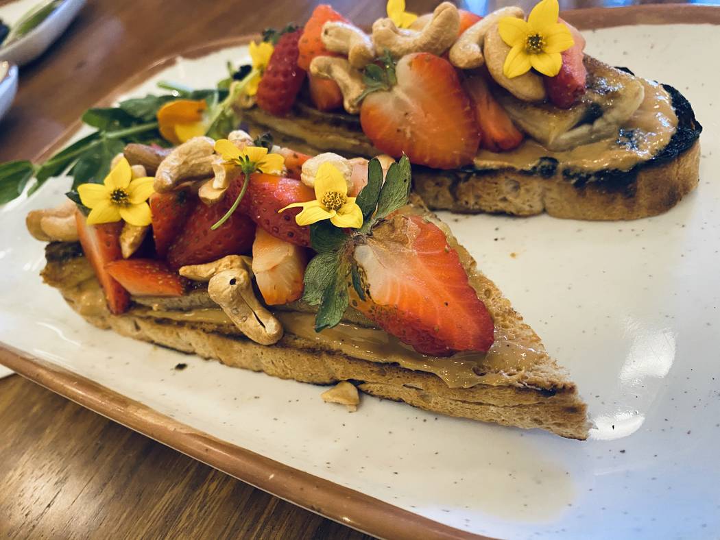 Organic cashew butter toast at Turth & Tonic. (Al Mancini/Las Vegas Review-Journal)