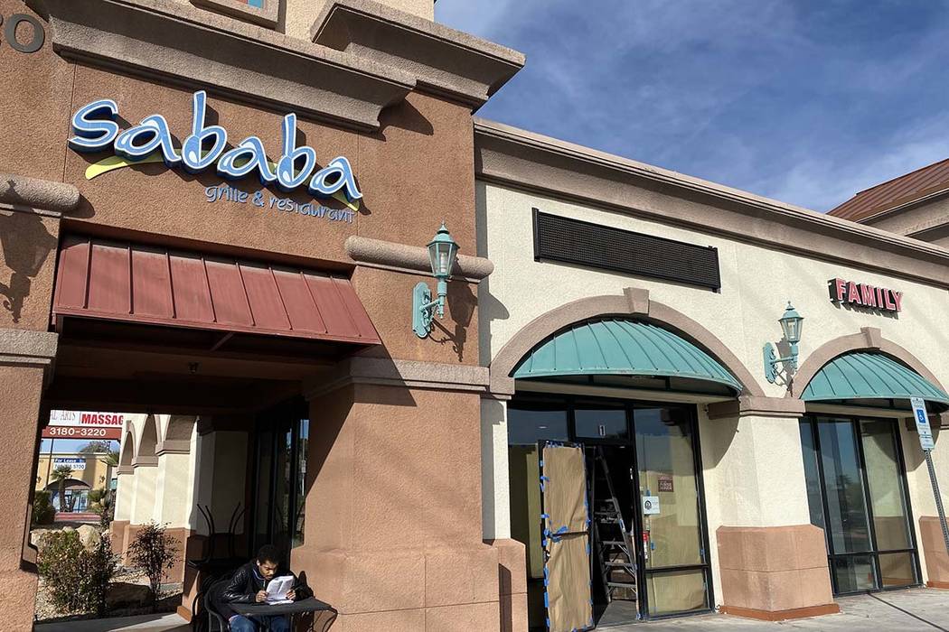 Sababa on Durango Drive has closed. (Al Mancini/Las Vegas Review-Journal)