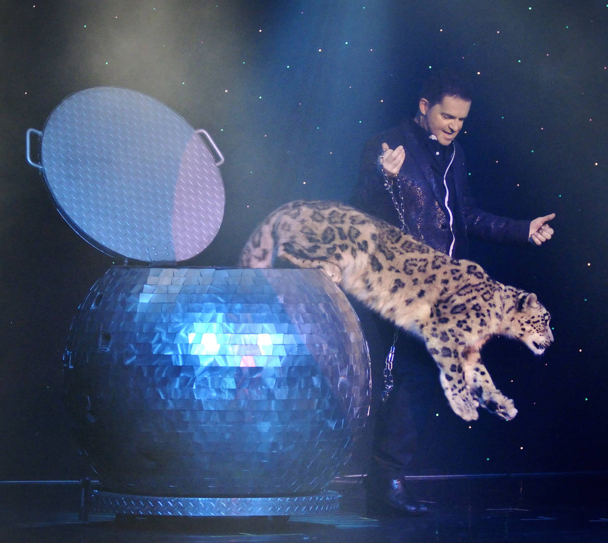 Magician Dirk Arthur performs in “Dirk Arthur’s Wild Illusions” at the Riviera hotel-casi ...