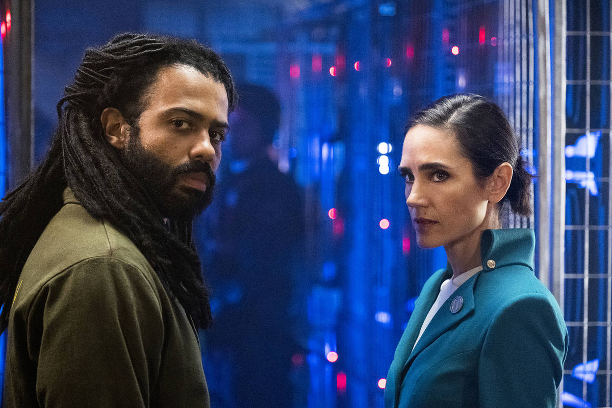 Daveed Diggs, Jennifer Connelly in Snowpiercer- Ep 101 8/28/18 ph: Justina Mintz SPS1_101_0828 ...