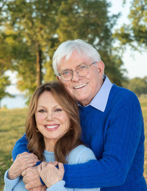 Marlo Thomas, left, and Phil Donahue. (HarperOne)
