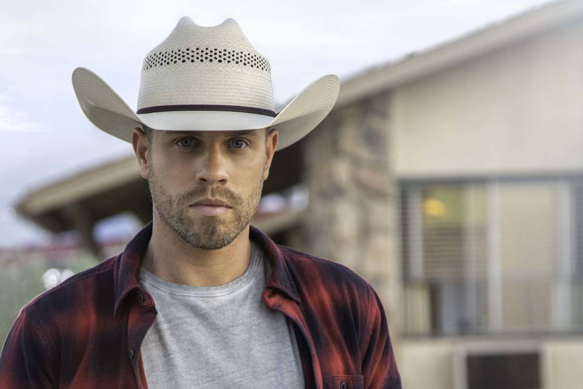 Dustin Lynch (Daniel Vorlet)
