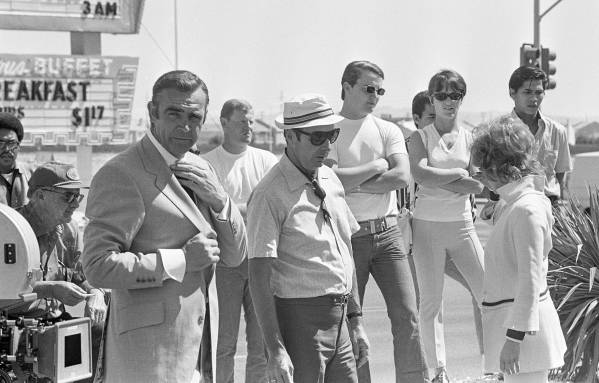 Production of the James Bond movie "Diamonds Are Forever" starring Sean Connery, left ...