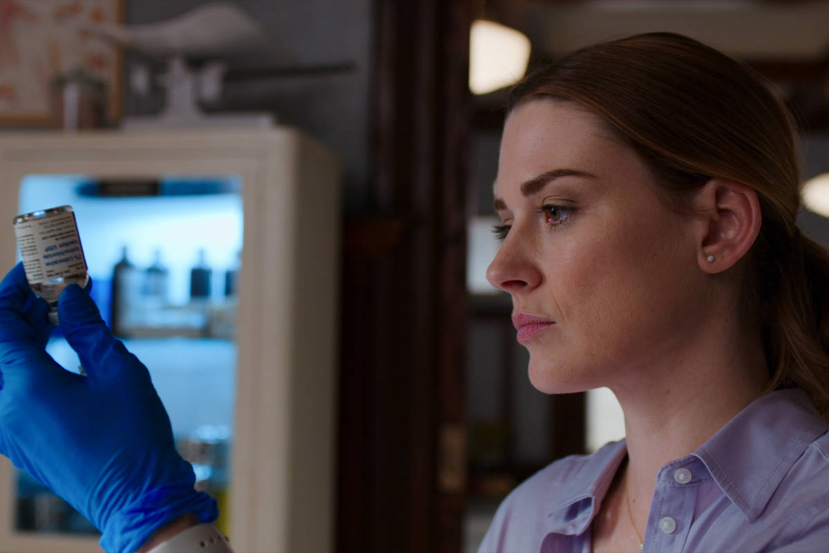Alexandra Breckenridge as Melinda Monroe of "Virgin River." (Netflix)