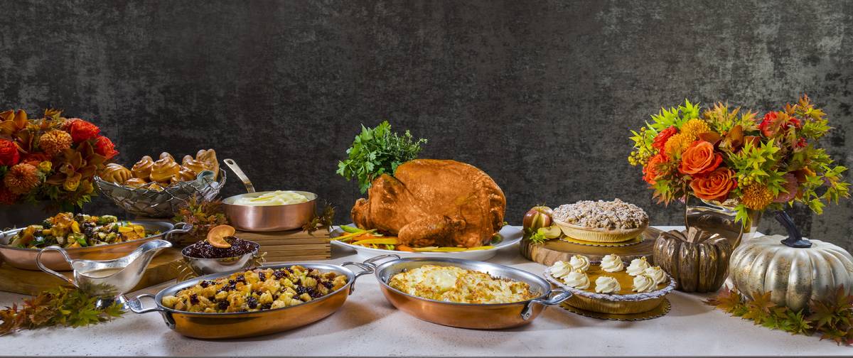 You can even get flowers with Wynn's Thanksgiving at Home. (Jeff Green)