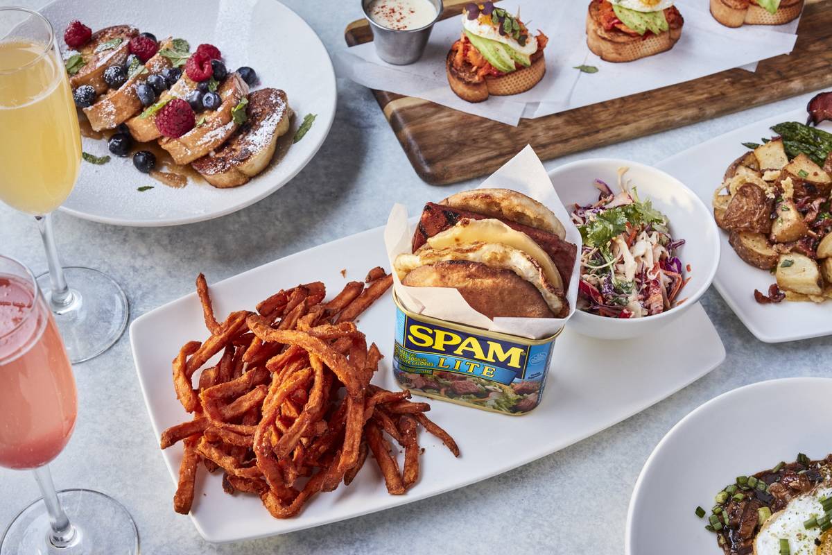 Brunch dishes at Kona Grill. (Kona Grill)