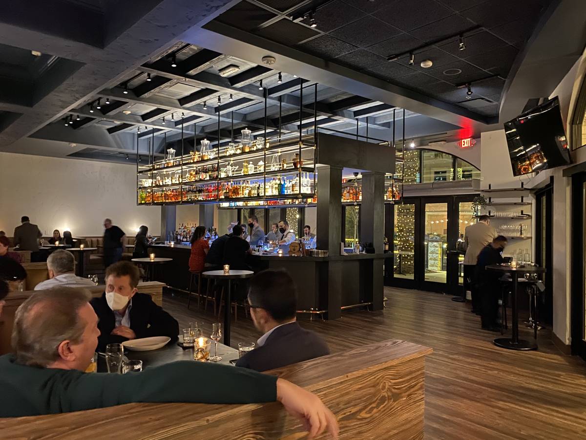 The interior of Al Solito Posto (Al Mancini/Las Vegas Review-Journal)