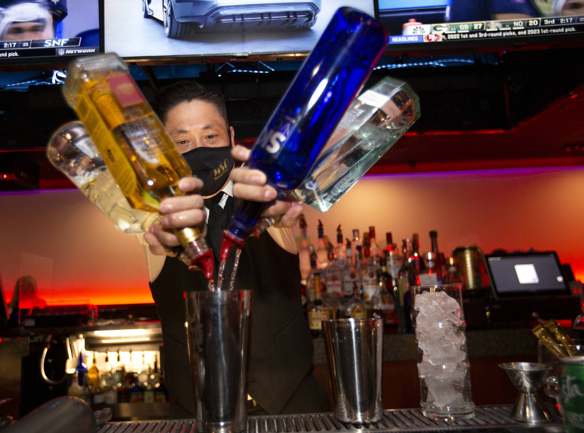 The Westside Oasis aims for an upscale country club vibe. (Ellen Schmidt/Las Vegas Review-Journ ...