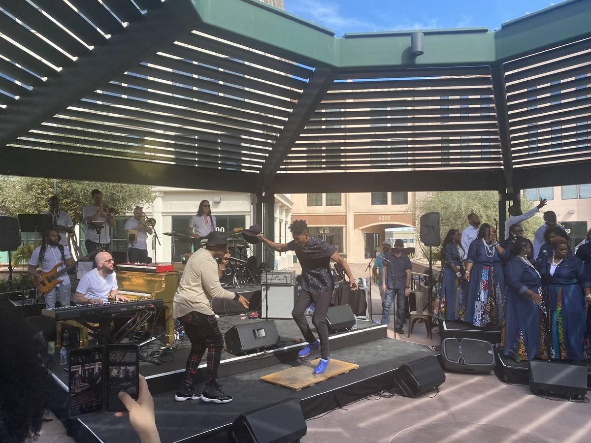 JR Beatbox and Kenji Igus perform at Gospel Brunch at DW Bistro on Sunday, April 4, 2021. (John ...