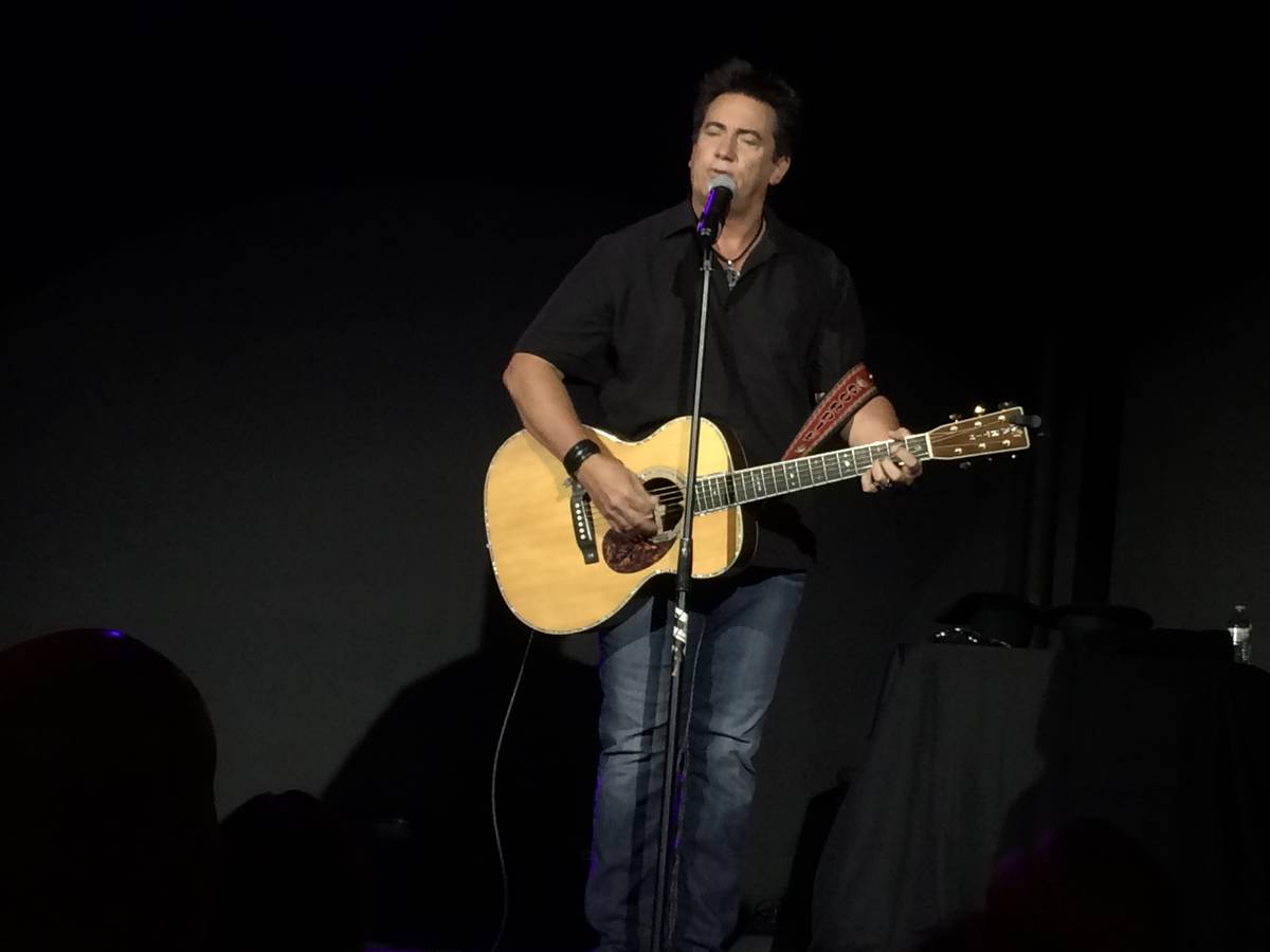 Song parodies are impressionist Gordie Brown's specialty. (Las Vegas Review-Journal, file)
