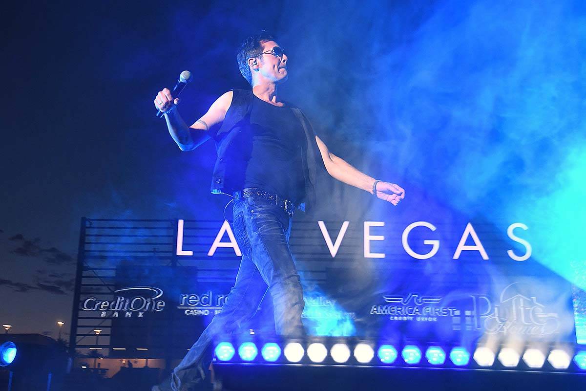 Brody Dolyniuk and British Rock Royalty at Las Vegas Ballpark, July 26, 2021. (Steve Spatafore/ ...