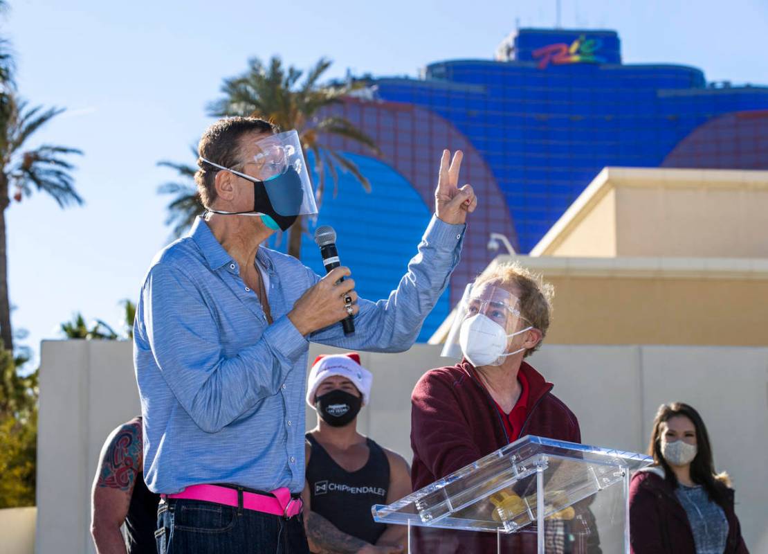 Penn & Teller welcome everyone back during the re-opening of the Rio on Tuesday, Dec. 22, 2020, ...