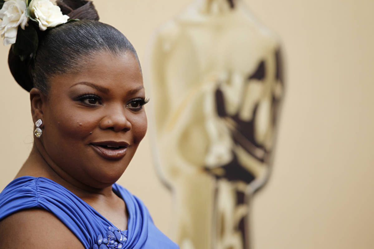 FILE - In this March 7, 2010 file photo, Mo'Nique arrives at the 82nd Academy Awards in Los Ang ...