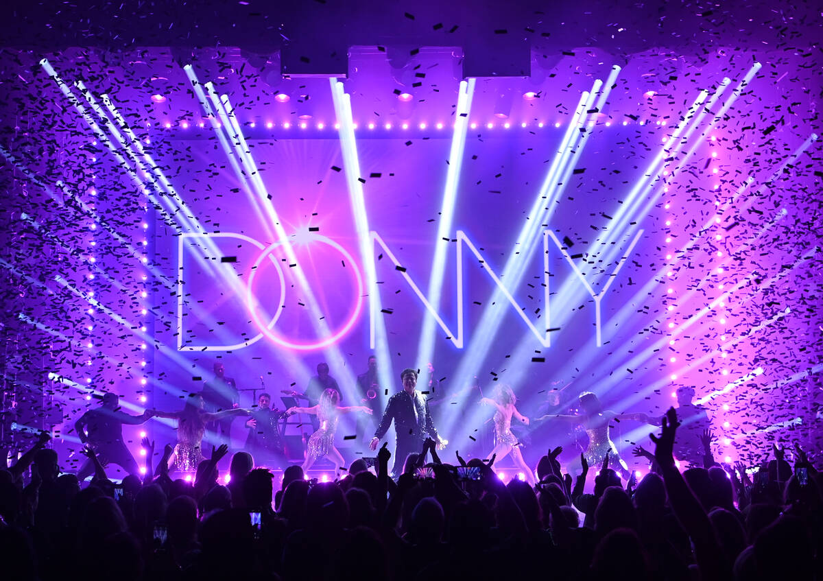 Donny Osmond performs at Harrah's on Aug. 31, 2021, in Las Vegas. (Denise Truscello)