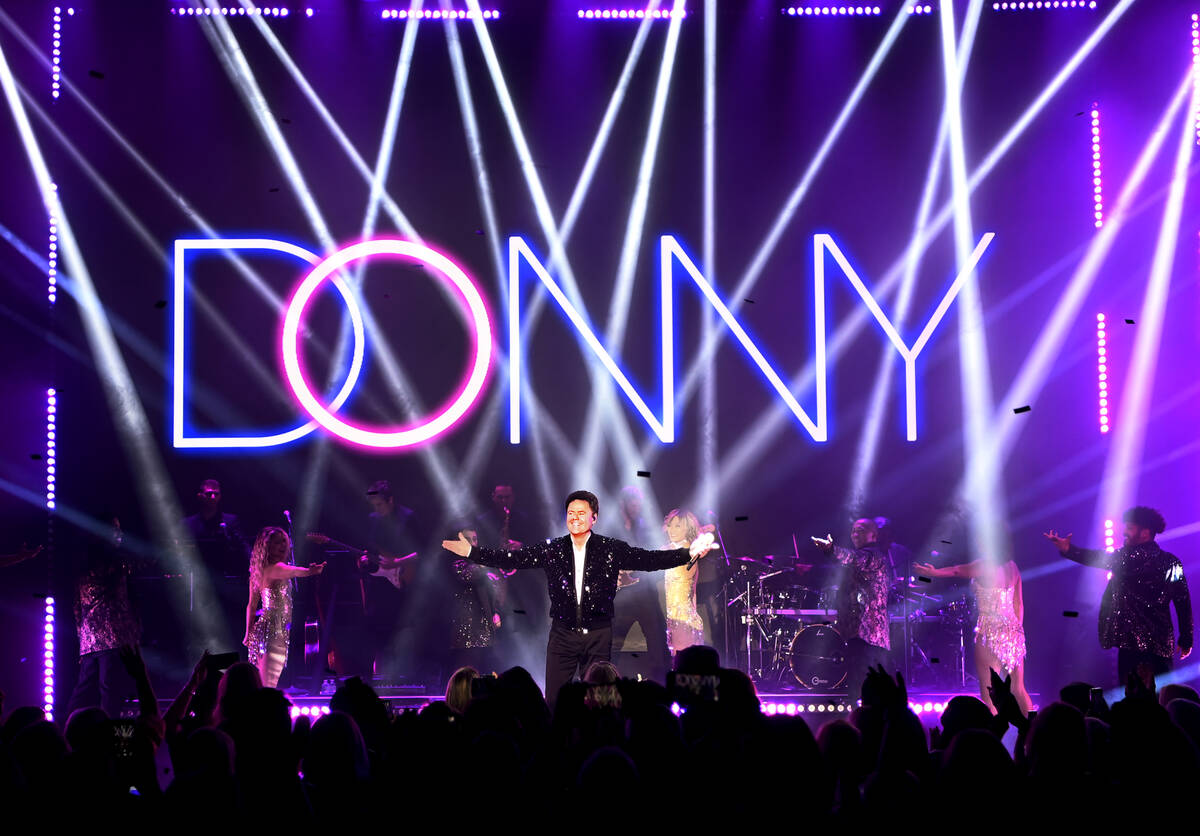 Donny Osmond performs at Harrah's on Aug. 31, 2021, in Las Vegas. (Denise Truscello)
