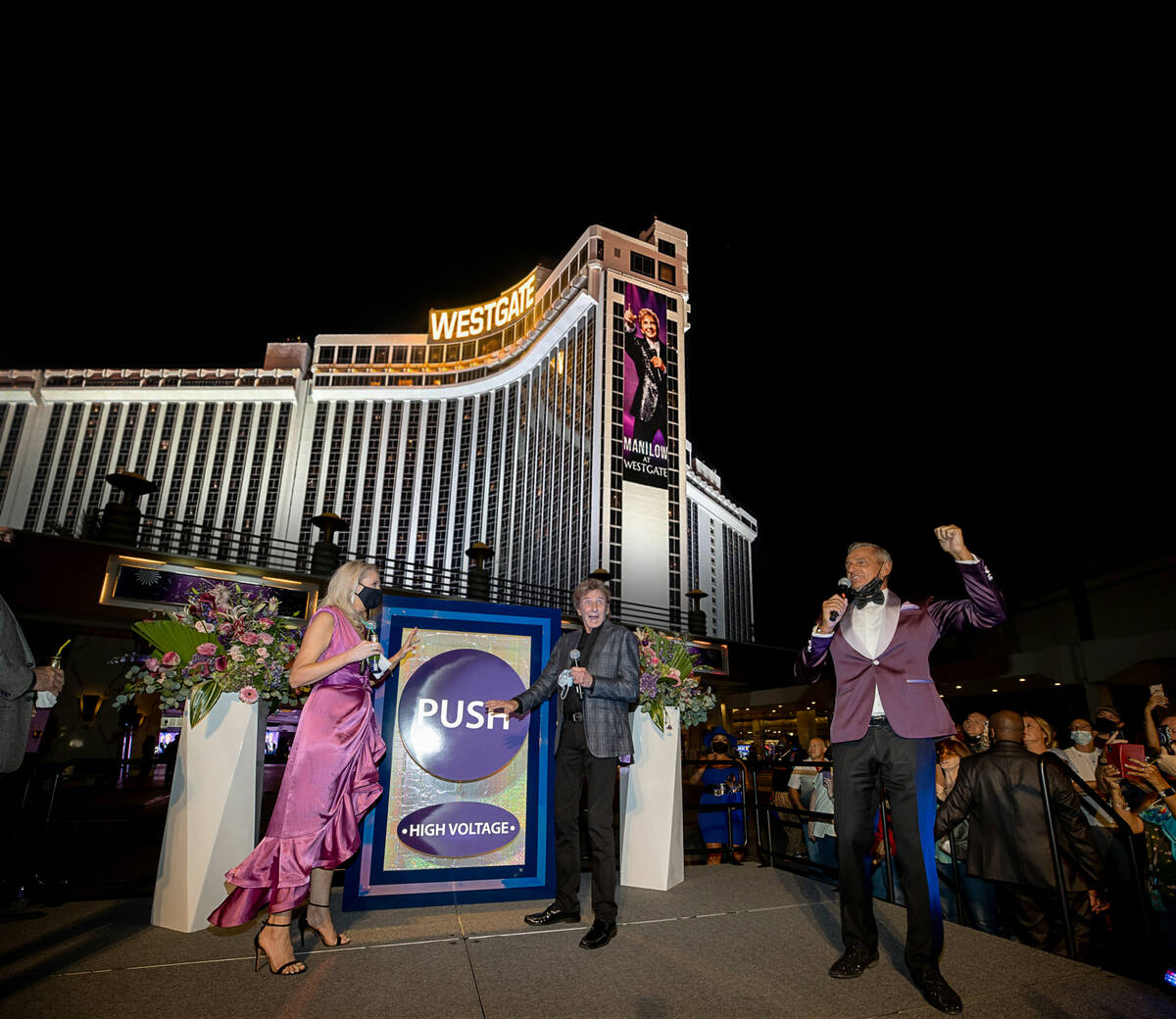 Westgate President and GM Cami Christensen, Barry Manilow and Westgate PR exec Gordon Prouty ar ...