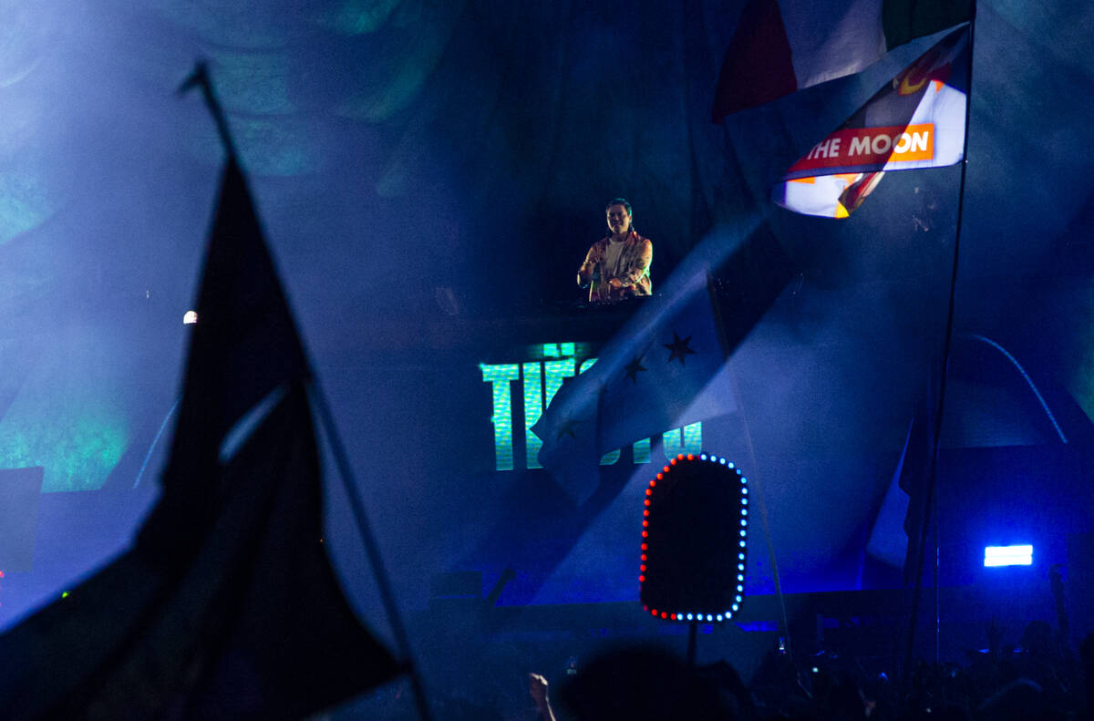 Tiesto performs at Kinetic Field during the second day of the Electric Daisy Carnival at the La ...