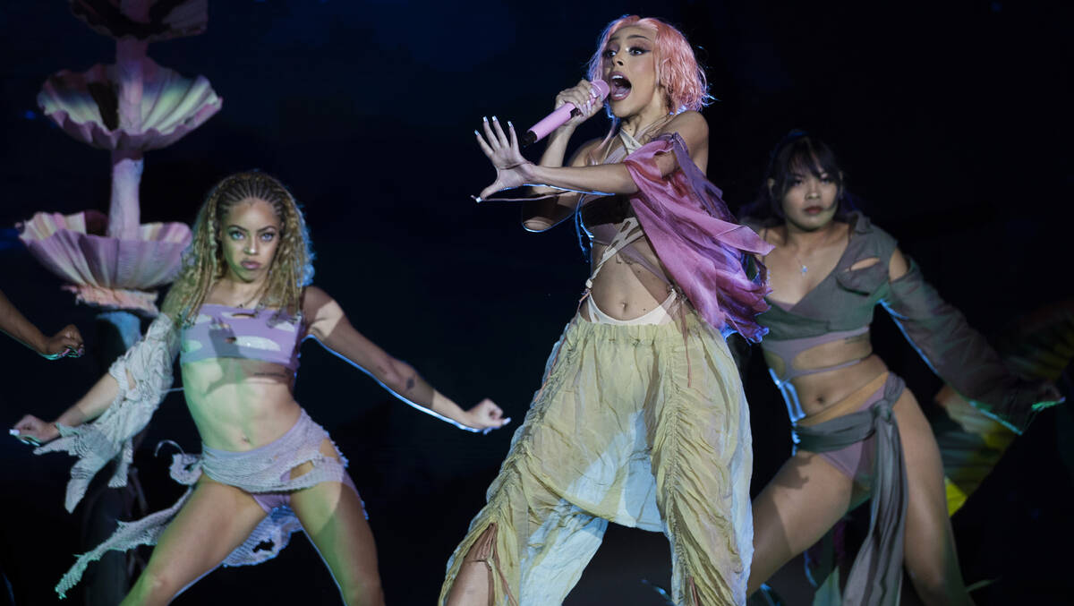 Doja Cat performs during Day N Vegas at the Las Vegas Festival Grounds on Saturday, Nov. 13, 20 ...