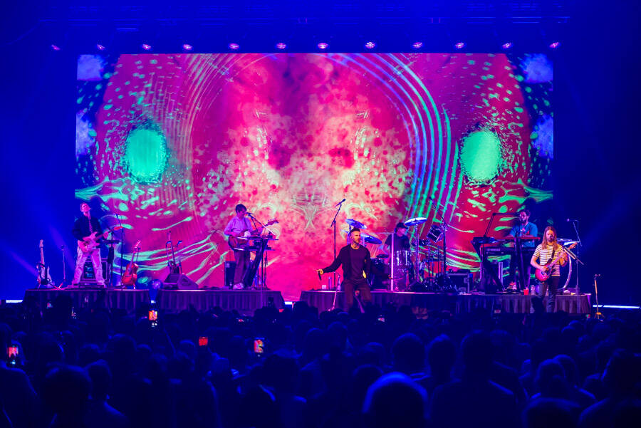 Maroon 5 performs on New Year's Eve 2021 at The Chelsea at The Cosmopolitan of Las Vegas. (Patr ...