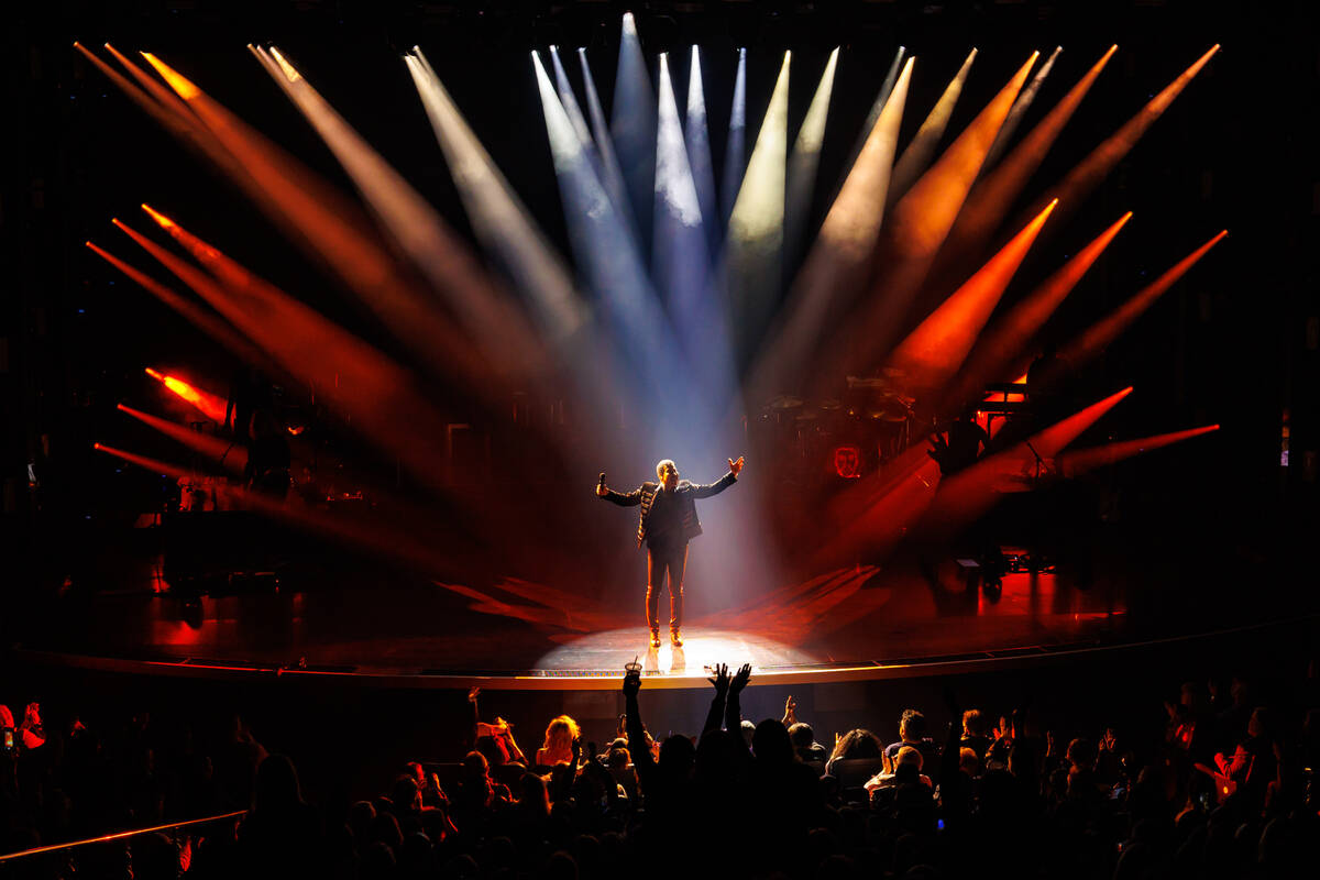Music legend Lionel Richie is shown at Wynn Las Vegas’ Encore Theater “Back to Las Vegas” ...
