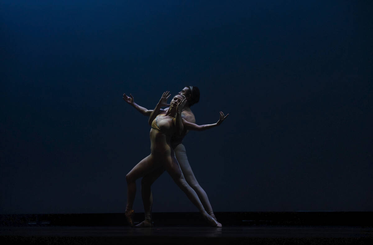 Nevada Ballet Theatre dancers Steven Goforth and Brooke Lyness perform during NBT’s 38th ...