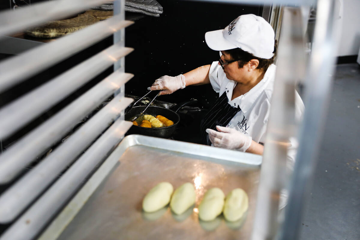 Amahit Abrahamyan fries perashkis at Van Bakery in Las Vegas, in Las Vegas, Thursday, April 14, ...