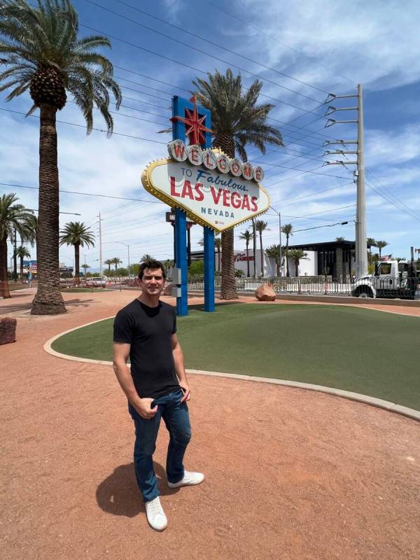 The Strat headlining magician Xavier Mortimer is shown at the Welcome to Fabulous Las Vegas sig ...