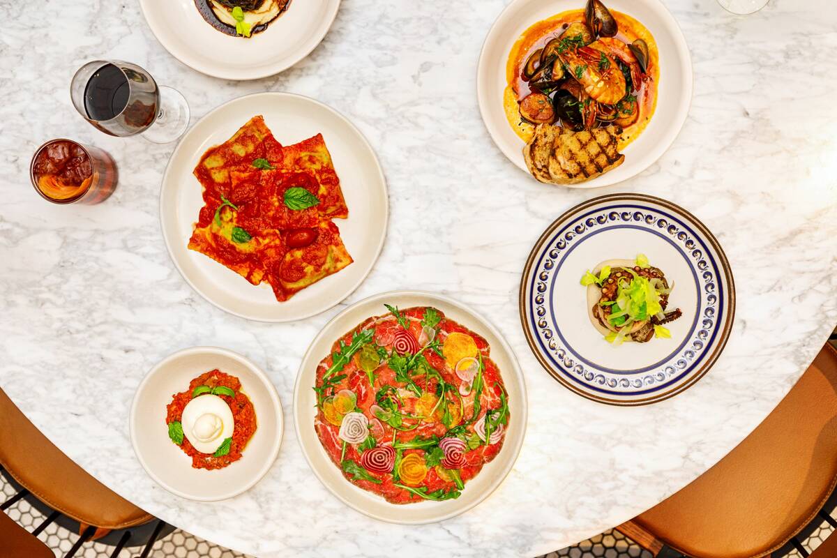 Dinner service at Toscana Ristorante & Bar by Eataly. (Eataly)