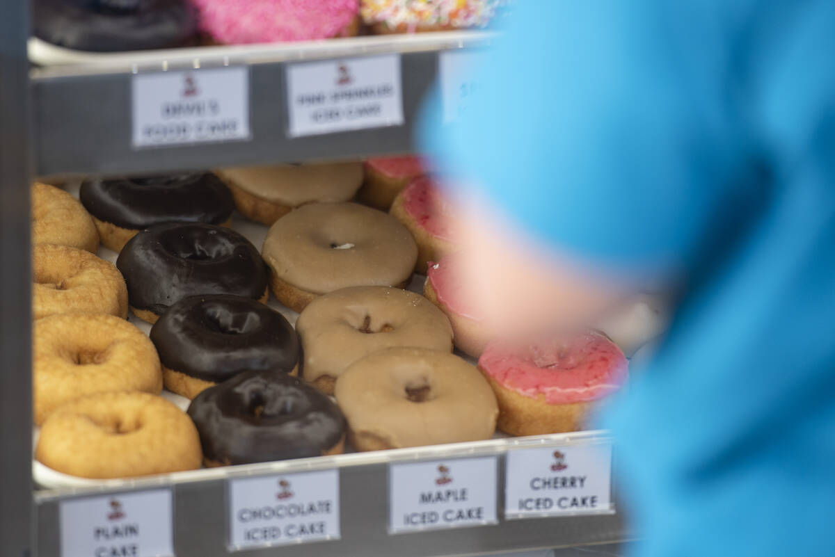 Randy's Donuts on South Rainbow Boulevard on Friday, Aug. 19, 2022, in Las Vegas. The shop, ori ...