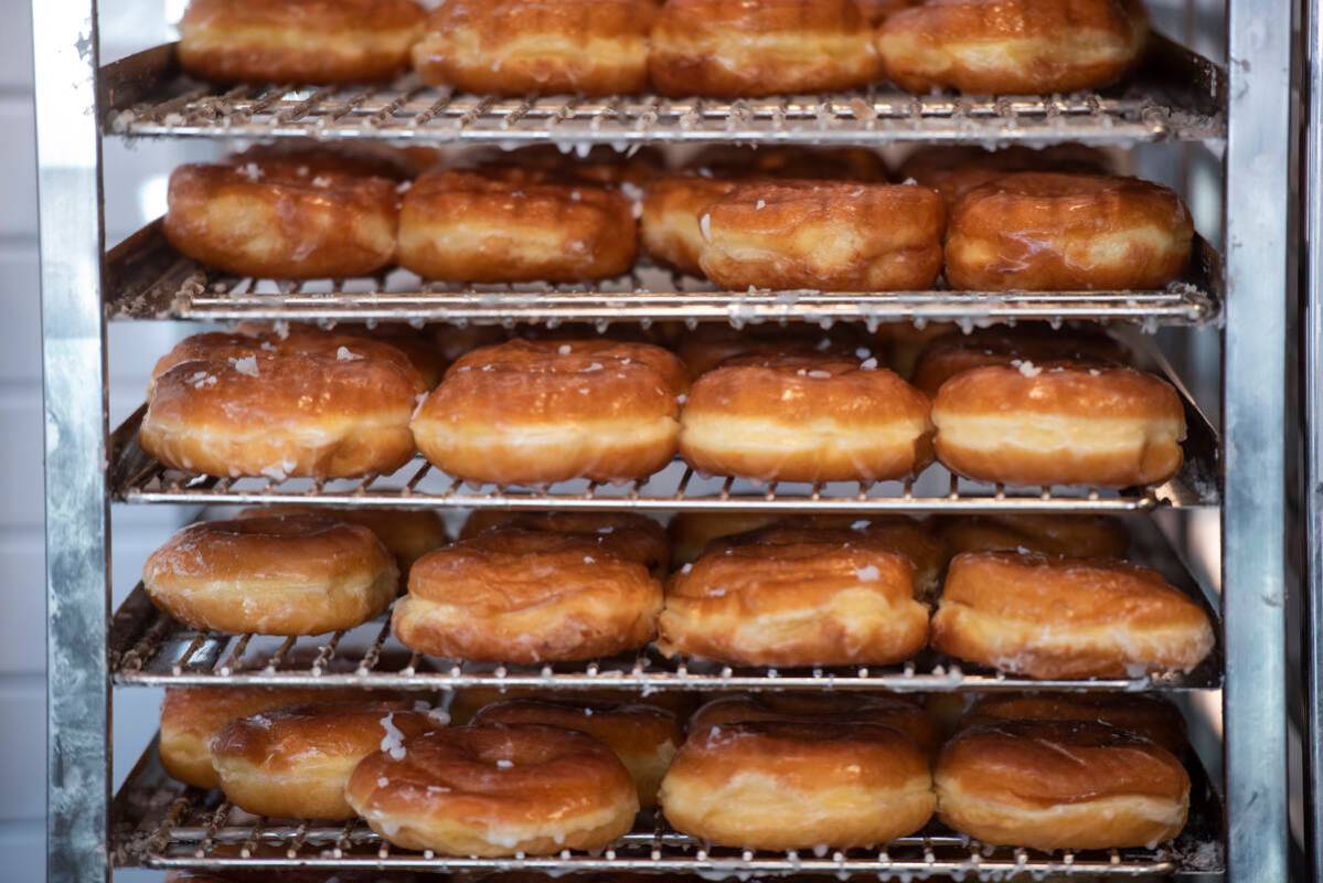 Randy's Donuts on South Rainbow Boulevard on Friday, Aug. 19, 2022, in Las Vegas. The shop, ori ...