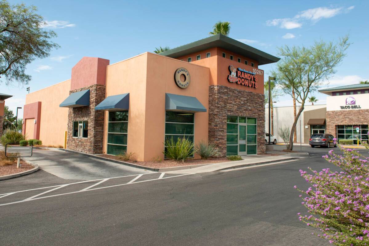 A new Randy' Donuts location on West Charleston Boulevard on Wednesday, Aug. 24, 2022, in Las V ...