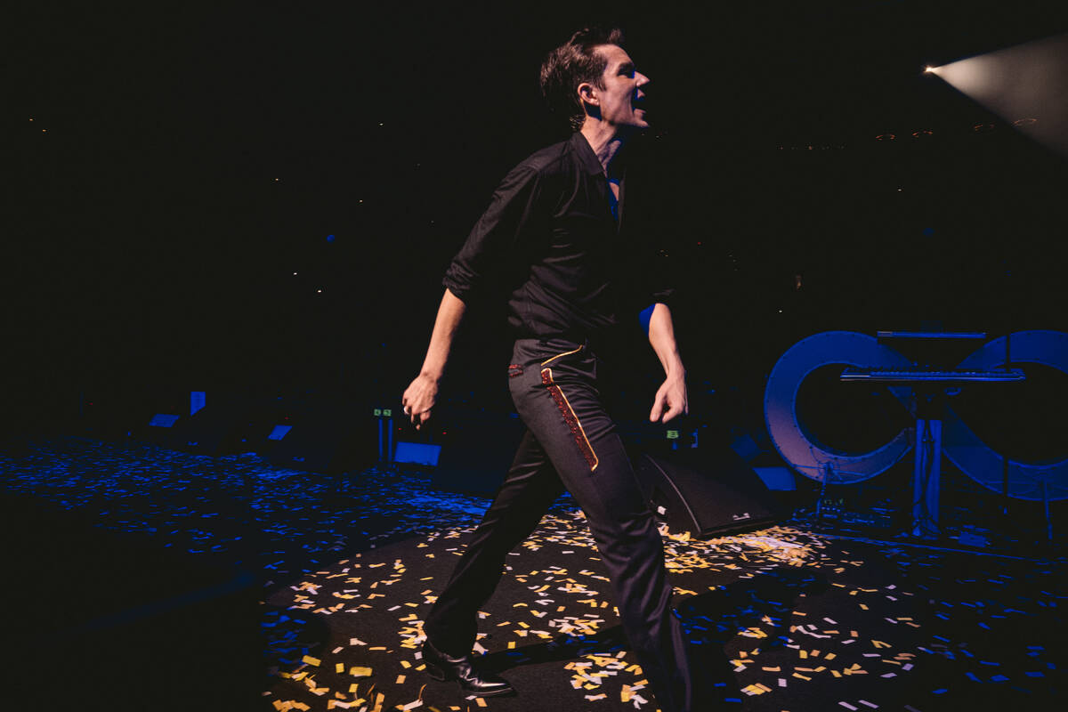 The Killers perform at T-Mobile Arena on Friday, Aug. 26, 2022. (@robloud)