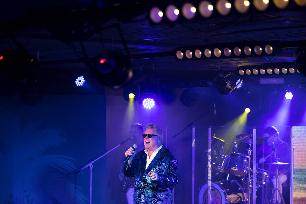 Bobby Rouse of The Docksiders performs during a show at the Rio hotel-casino in Las Vegas, Satu ...