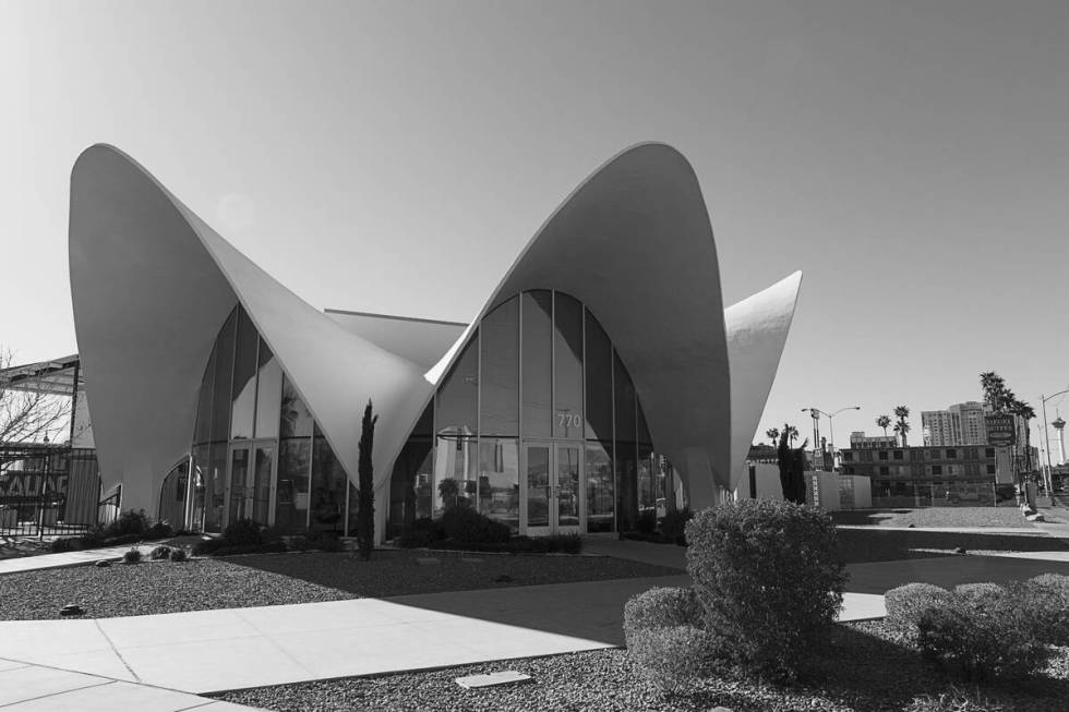 Janna Ireland, Paul Revere Williams’s La Concha Motel, Las Vegas, Nevada, 1961, 2022, ch ...