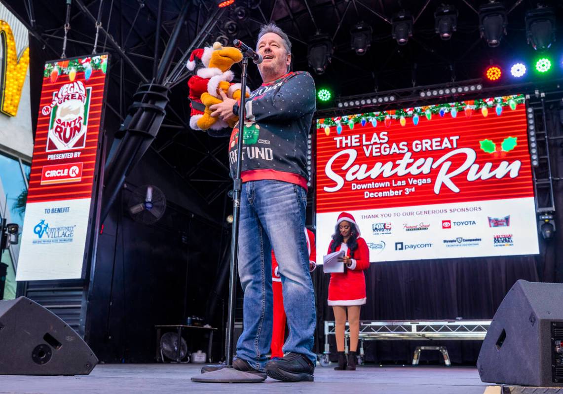 Terry Fator and Winston the Impersonating Turtle entertain the crowd during the pre-race entert ...