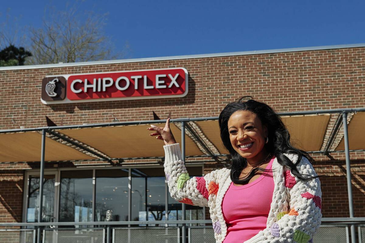 Chipotle surprised Vegas TikTok star Keith Lee and fellow creator Alexis Frost with special “ ...