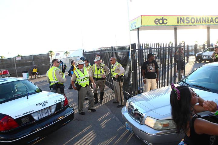 Las Vegas police prepare for EDC at Las Vegas Motor Speedway in June 2017. (Chase Stevens/Las V ...
