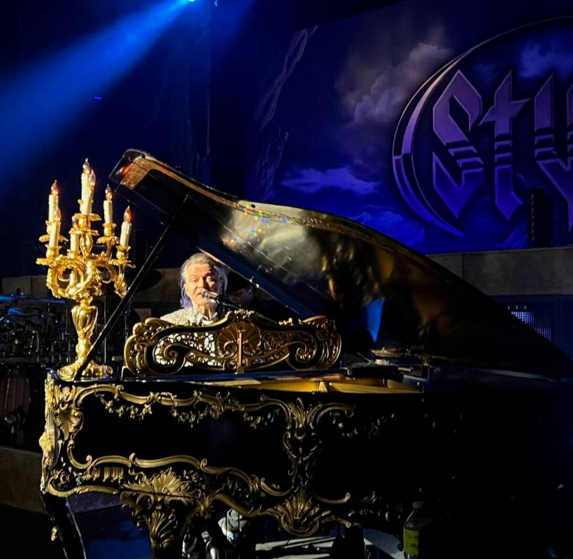 Lawrence Gowan of Styx is shown with Liberace's "Dancing Waters" Liberace Steinway at The Venet ...