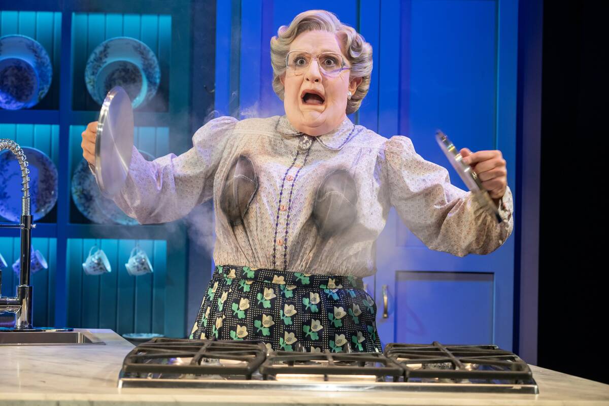 Rob McClure stars in "Mrs. Doubtfire." (Joan Marcus)