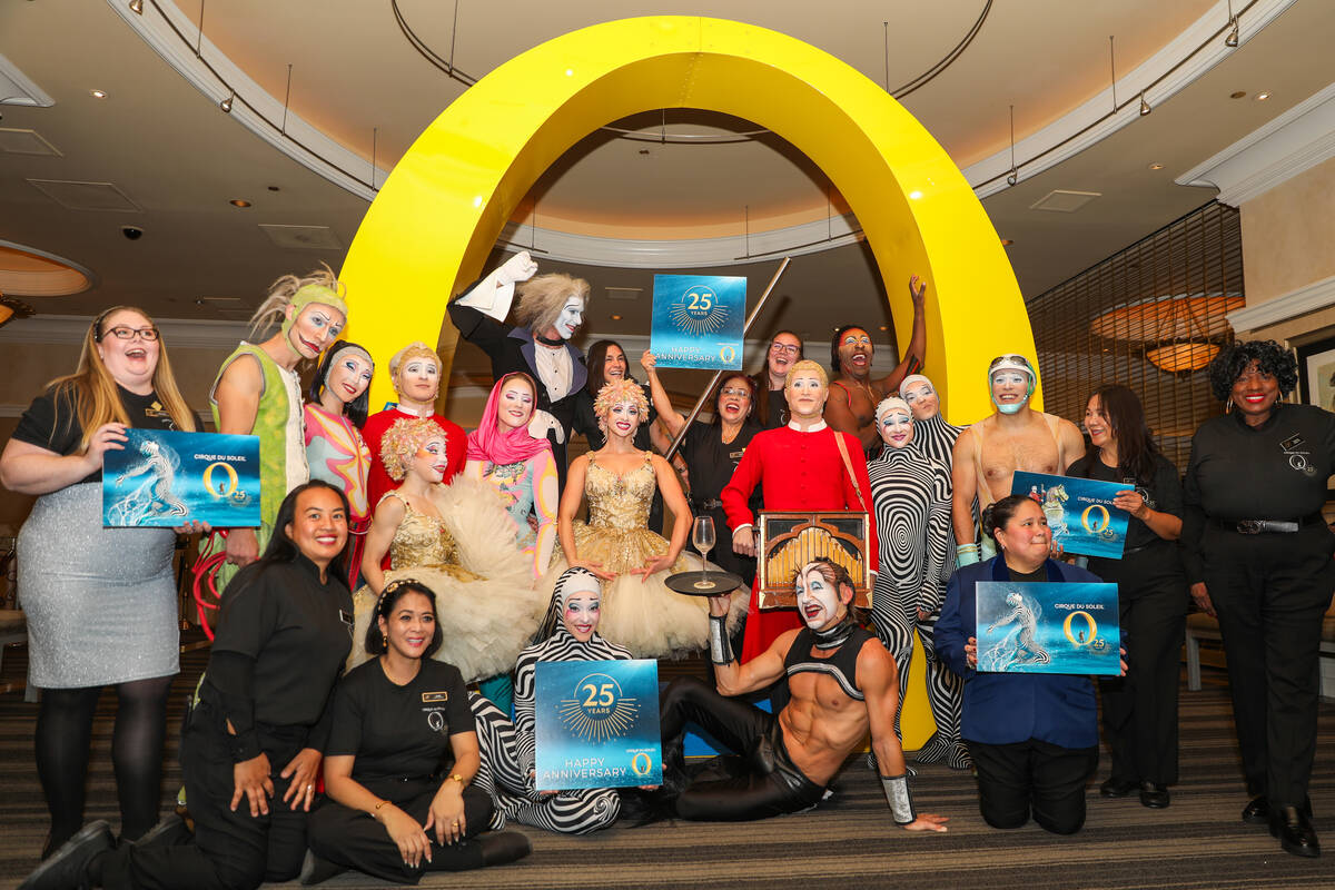Cirque du Soleil performers after the “O” anniversary parade during Bellagio’s 25th anniv ...