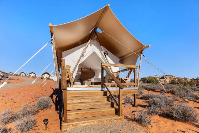 Under Canvas’ Lake Powell-Grand Staircase glamping site features 50 safari-style tents on ...