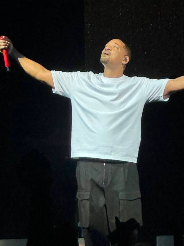 Will Smith is shown in his first appearance on the Strip in seven years, at House of Blues at M ...
